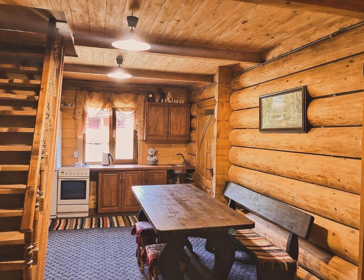 Hotel Вершина Карпат Krasnik Esterno foto