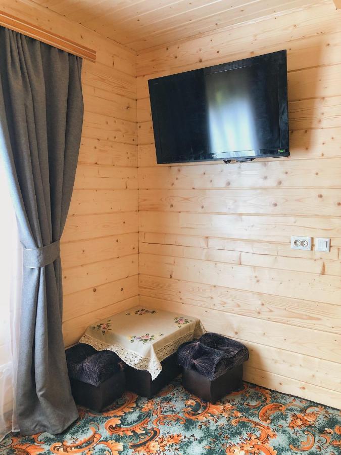 Hotel Вершина Карпат Krasnik Esterno foto