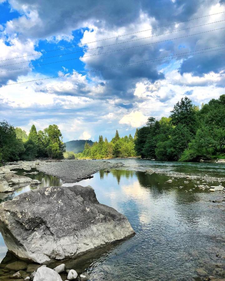Hotel Вершина Карпат Krasnik Esterno foto