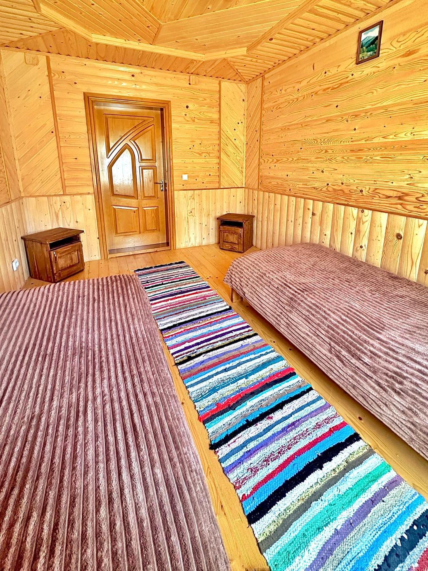 Hotel Вершина Карпат Krasnik Esterno foto